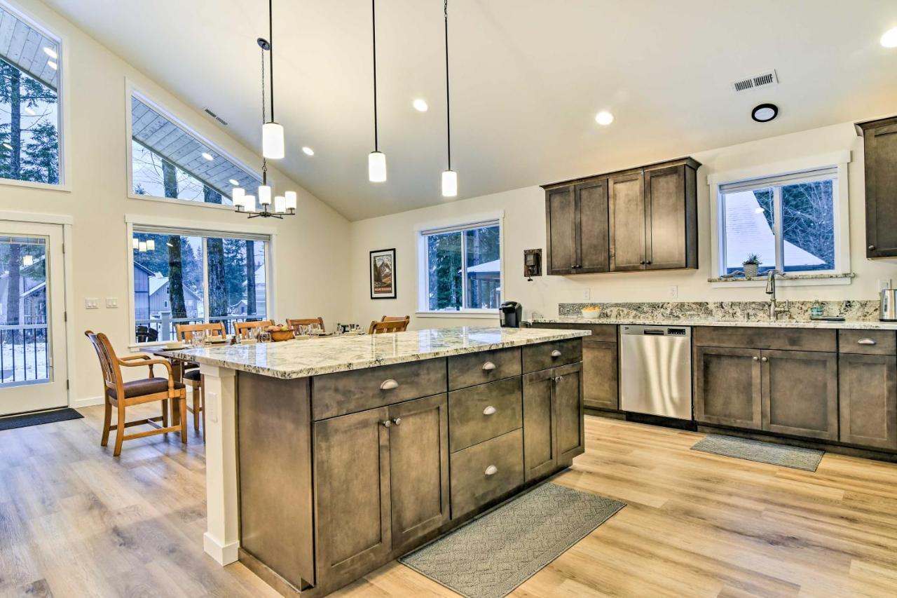 Family-Friendly Packwood Retreat With Deck! Villa Екстериор снимка
